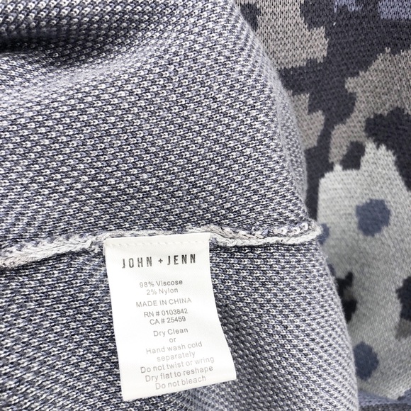 John-Jenn Flower Cammo Sweater Dress s/p - Picture 6 of 7